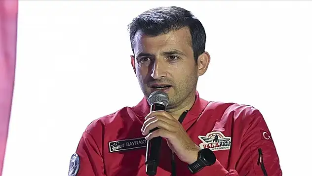 Selçuk Bayraktar: TEKNOFEST yeni bir dünyanın inşasını müjdeliyor