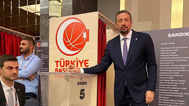 Türkiye Basketbol Federasyonu'nda başkan seçildi