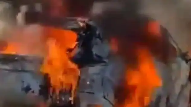 Şanlıurfa'da Togg aracı alev alev yandı