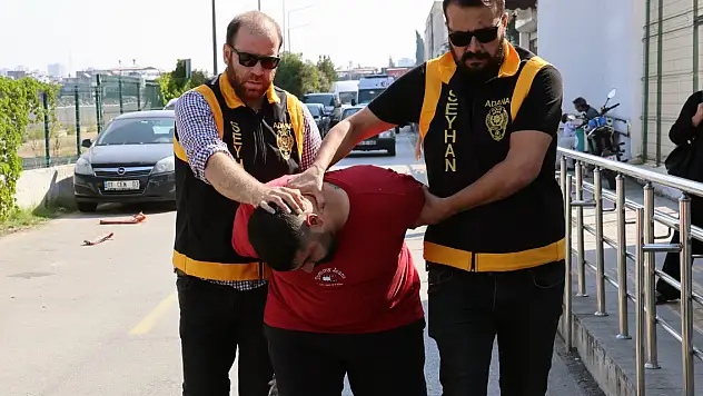 Lise öğrencisini, yolunu kesip taciz etti