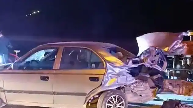 Diyarbakır'da zincirleme kaza: 3 ölü, 2 yaralı