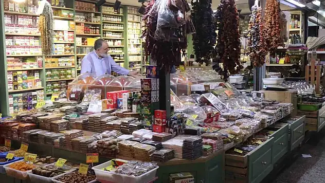 Vatandaş aktarların yolunu tuttu