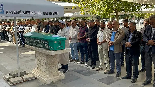 Düğünde kazara kuzeni tarafından öldürüldü
