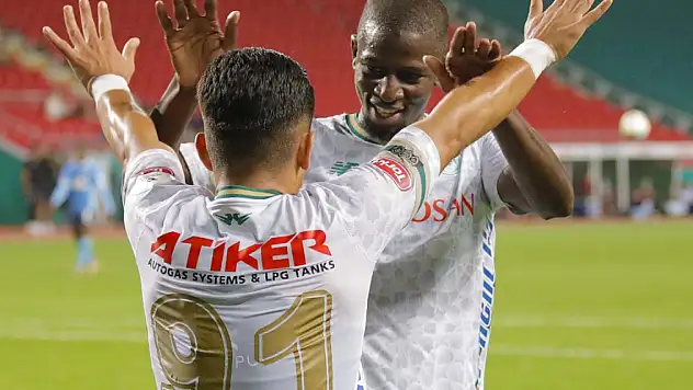 Konyaspor'da futbolculara izin!