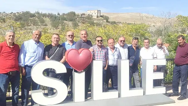 Asker arkadaşları 37 yıl sonra Konya'da buluştu