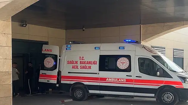 Birlikte yaşadığı kadına dehşeti yaşattı