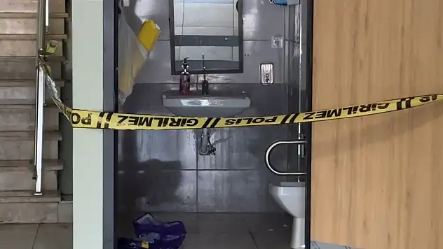 Levent Mesleki ve Teknik Anadolu Lisesi'nde öğretmen müdür yardımcısına silah çekti