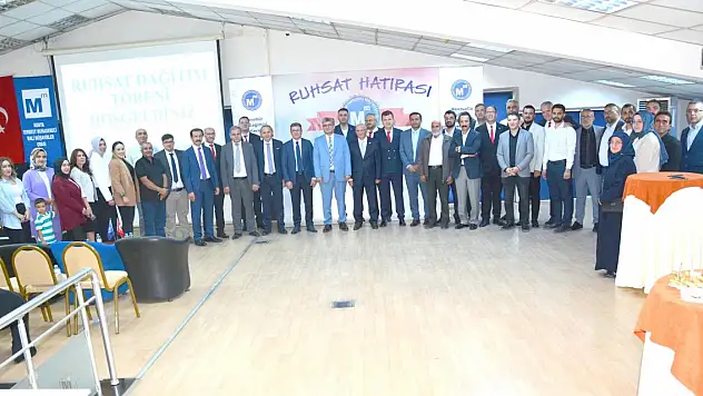 Konya SMMM Odasında ruhsat dağıtım töreni gerçekleştirildi