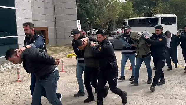 Bursa'da tefeci operasyonu aynı aileden 6 kişi gözaltında