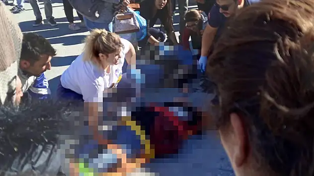 Otomobilin çarptığı anne öldü, kızı yaralandı