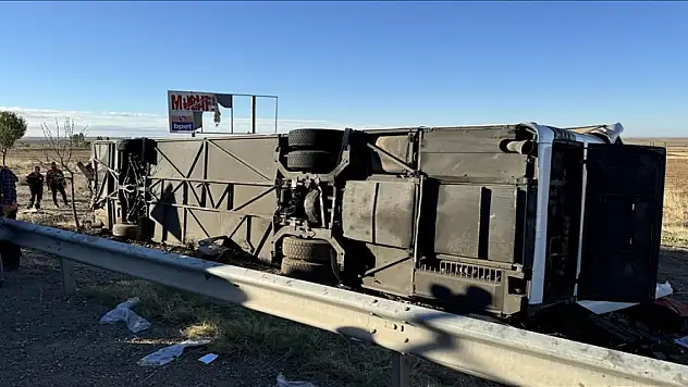 Aksaray'da otobüsün devrildiği kazada ölü sayısı 7'ye yükseldi
