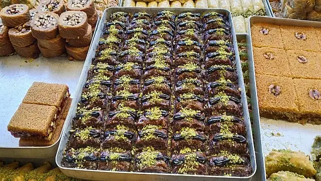 Çikolatadan sonra, ilk defa Dubai baklavası! Bakın kilosu ne kadar?