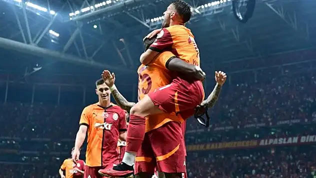 Galatasaray-Elfsborg 11'ler belli oldu