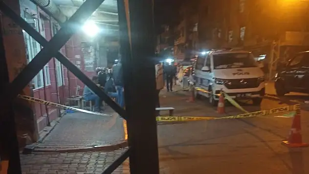 Adana'da kahvehanede silahlı saldırı: 1 ölü