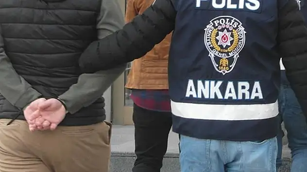 Ankara'da FETÖ firarilerine operasyon: Gözaltına alındılar