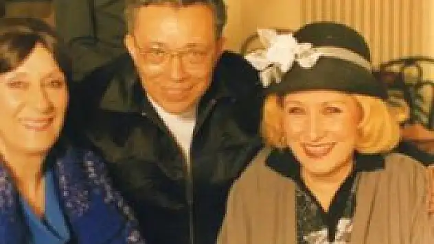 Ünlü sanatçı hayatını kaybetti