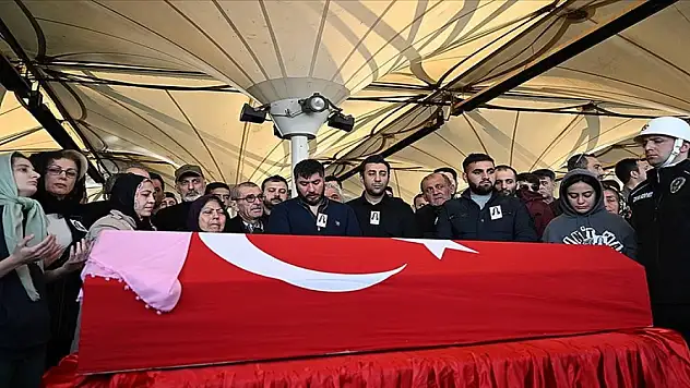 Evlilik yıldönümünde şehit düşen mühendis Zahide Güçlü Ekici'ye veda