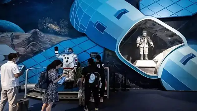 12 dakikası 210 bin dolar! Uzay turizmi için biletler satışa çıktı