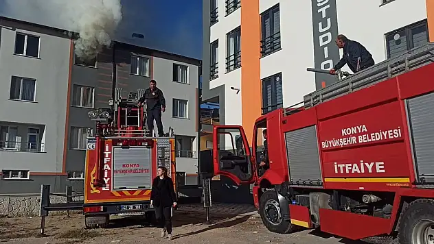 Konya'da apartmanda yangın paniği