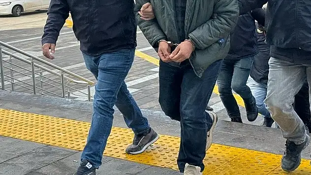 FETÖ üyelerine para transferi gerçekleştiren 22 şüpheli gözaltına alındı