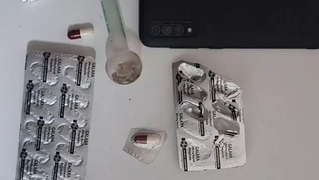 Konya'da mezarlıkta uyuşturucu satışına polis 'dur' dedi