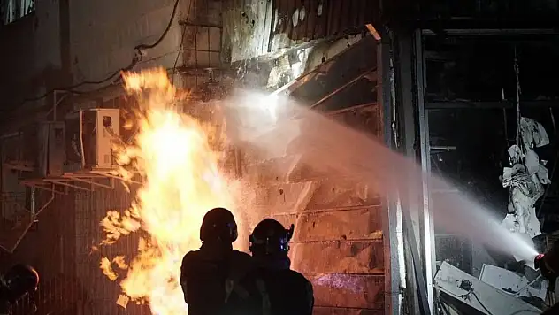 Rusya, Harkov ve Kiev'i vurdu: 4 ölü, 2 yaralı