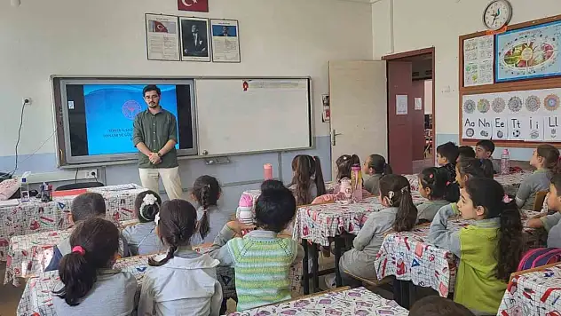 Konya Karapınar'da öğrencilere ağız ve diş sağlığı eğitimi verildi