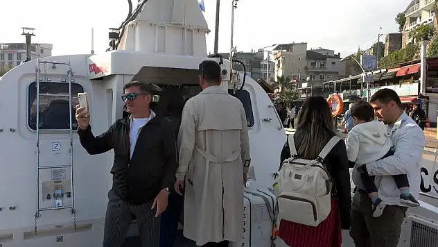 Yerli ve milli sahil güvenlik botu ziyarete açıldı