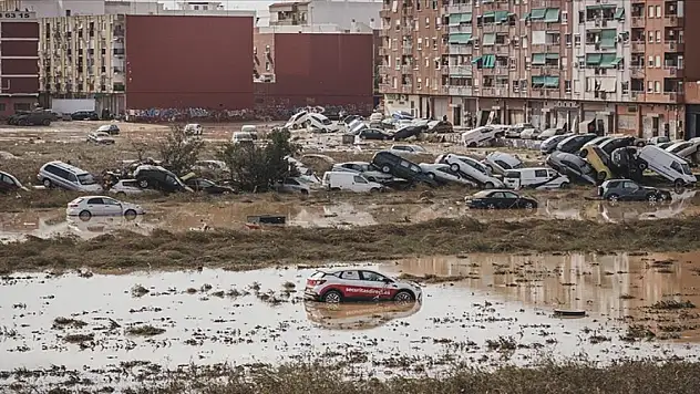 İspanya'daki sel felaketi... Hayatını kaybedenlerin sayısı 205'e çıktı