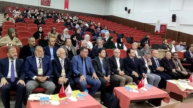 Hanefilik Maturidilik Sempozyumu Konya'da düzenlendi