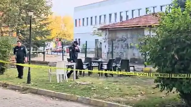 Kavgayı ayırmak isterken vurulan şahıs öldü