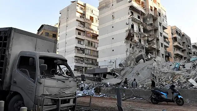 İşgalci İsrail'in Lübnan'a saldırılarında ölenlerin sayısı 3 bin 13'e çıktı