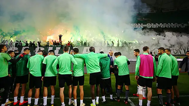 Konyaspor taraftarından tam destek!