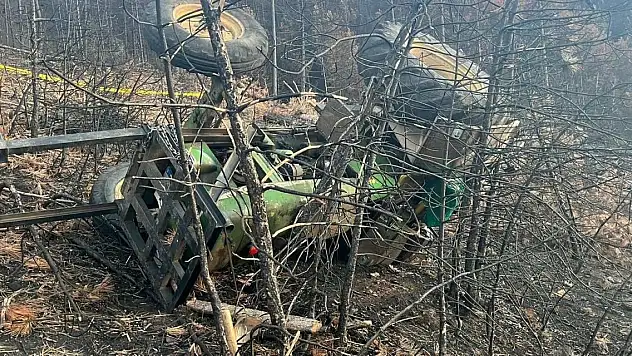 Bolu'da ormanı temizlerken devrilen traktörün sürücüsü öldü