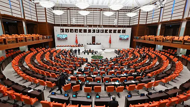 TBMM'ye 7 milletvekilinin dokunulmazlık dosyası sunuldu