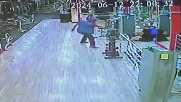 Babanın 3 yaşındaki oğlunun gözü önünde öldürüldüğü cinayetin görüntüleri ortaya çıktı