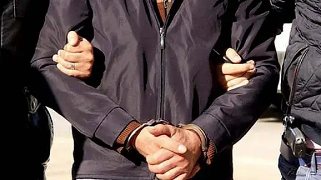 Van merkezli 'yasa dışı silah ticareti' operasyonu: 34 gözaltı