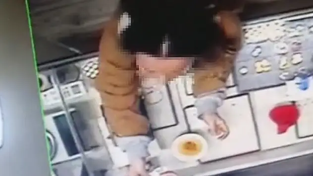 Kuyumcudan 336 bin liralık altını böyle çaldı