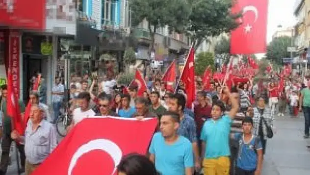 Konya'da terörü protesto yürüyüşü