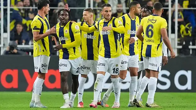 Fenerbahçe, Sivasspor karşısında farklı kazandı