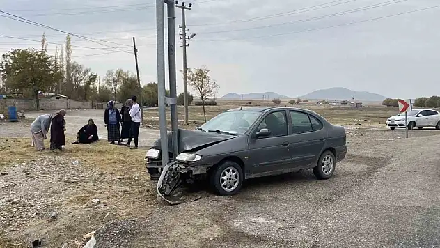 Konya'da ehliyetsiz sürücü kaza yaptı: 4 yaralı