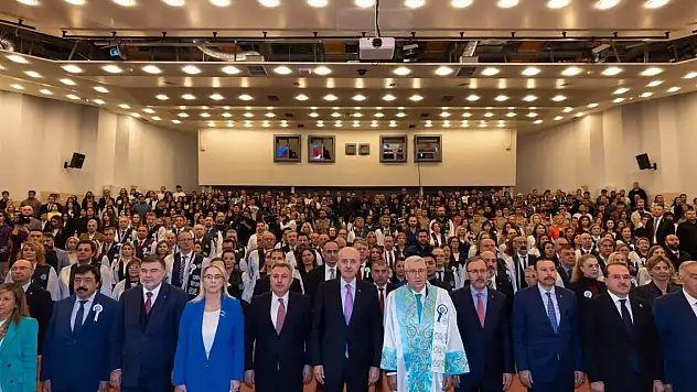 Kurtulmuş'tan dikkat çeken sözler: İddialı şekilde söylüyorum artık İsrail...