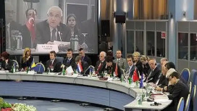 Türkiye AB üyeliği hedefinden sapmadı