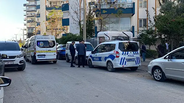 Son Dakika! Antalya'da 3 kardeş evde ölü bulundu