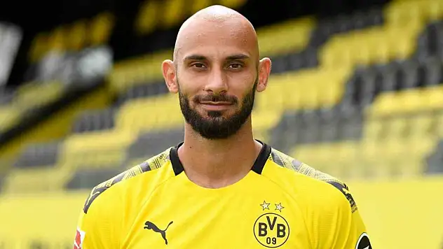 Milli futbolcu Ömer Toprak futbola veda etti