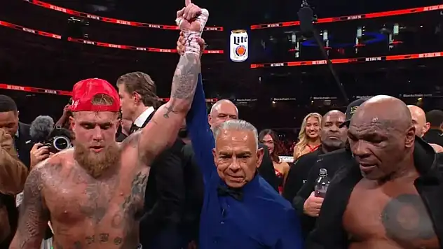 Dünyanın merakla beklediği  Mike Tyson-Jake Paul maçının kazananı belli oldu