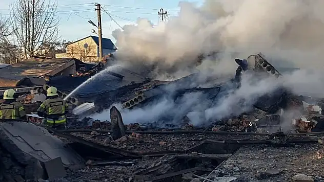 Rusya'dan Ukrayna'ya saldırı: 2 ölü