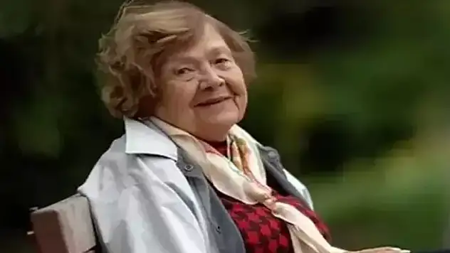 Muazzez İlmiye Çığ hayatını kaybetti