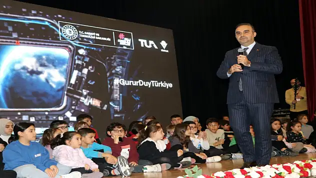 Bakanı Kacır: Milli teknolojinin kalbinde Türk gençliğini görüyoruz