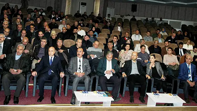 Konya'da emlakçılara elektronik ilan doğrulama sistemi anlatıldı